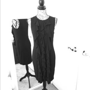 Classic Ruffle Calvin Klein Dress (4)